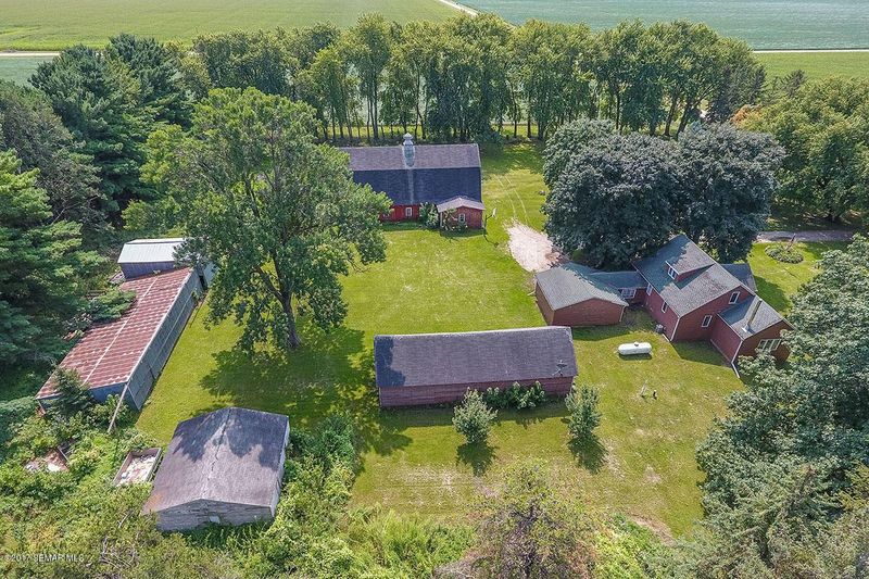71892 140th Ave, Blooming Prairie, MN 55917