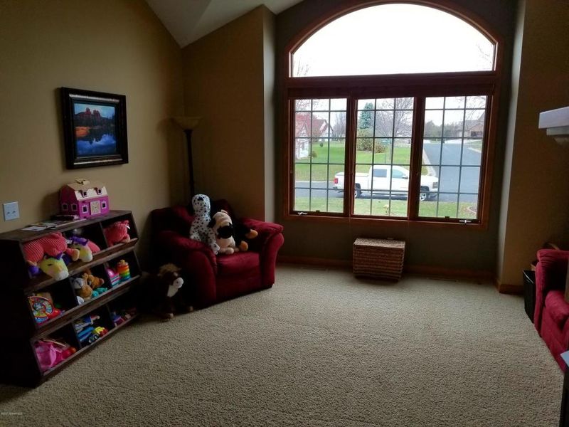 19814 Cabrilla Way, Farmington, MN 55024