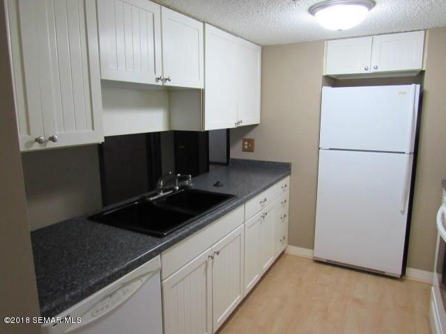 728 1st Ave SW #201, Rochester, MN 55902