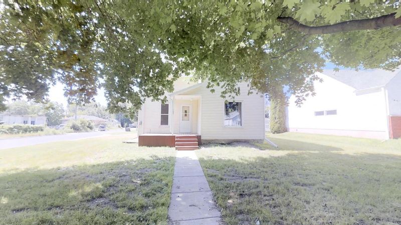 105 Olive St, West Concord, MN 55985