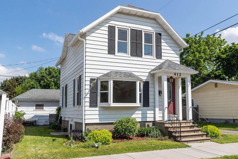 412 Franklin St, Winona, MN 55987