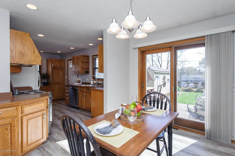 3576 6th Pl NW, Rochester, MN 55901