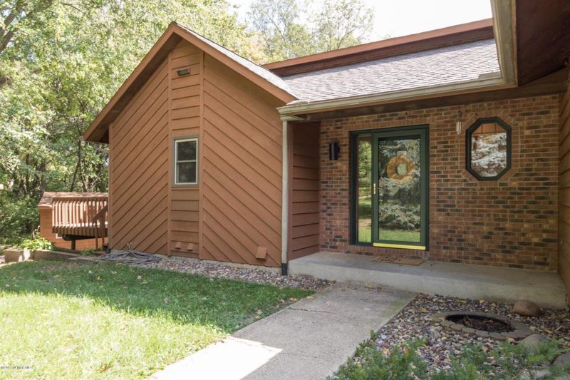 5250 Timberidge Ct SE, Rochester, MN 55904