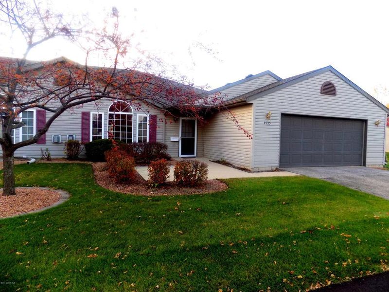 4935 36th Pl NW, Rochester, MN 55901