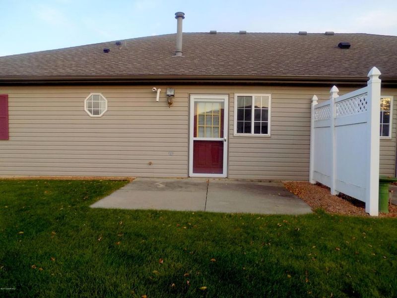 4935 36th Pl NW, Rochester, MN 55901