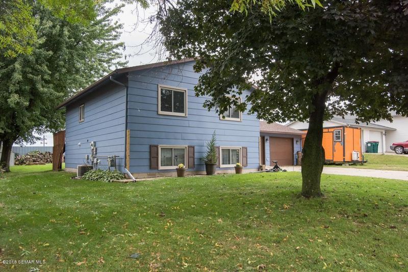 403 7th St NE, Kasson, MN 55944