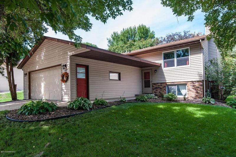 3401 9th Ave NW, Rochester, MN 55901