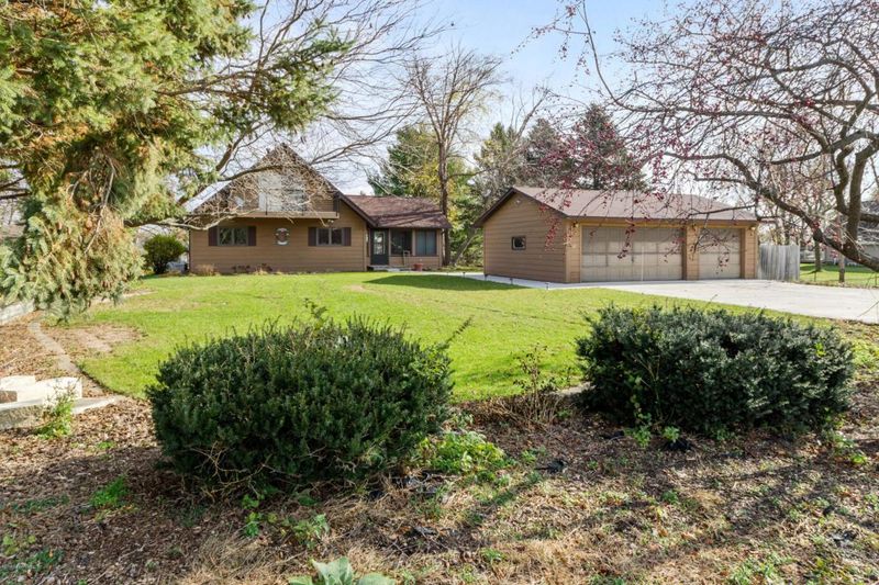 67564 166th Ave, Wabasha, MN 55981