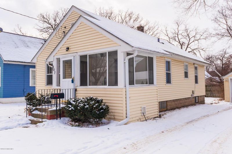 807 6th Ave SE, Rochester, MN 55904