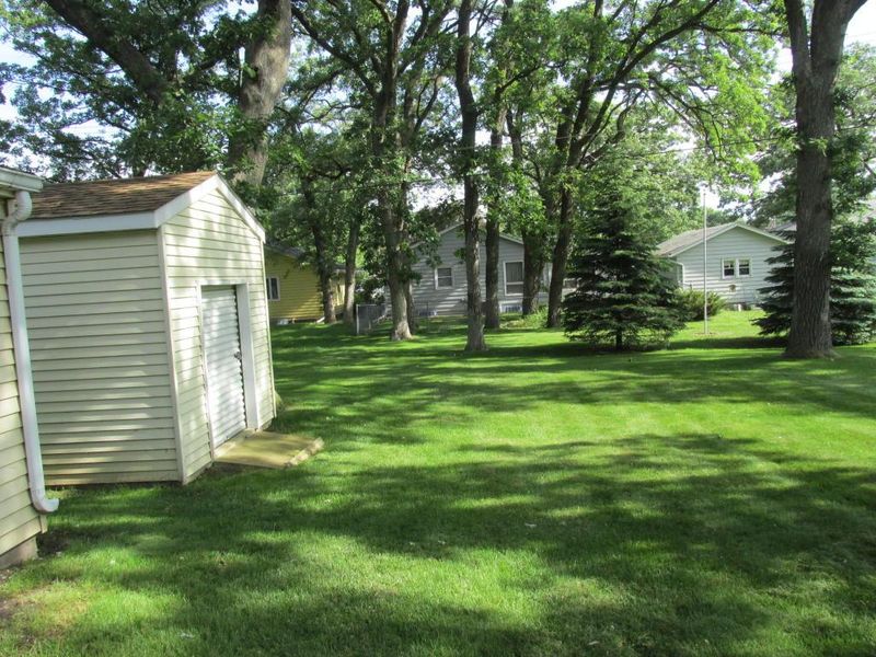 1913 7th Ave SE, Austin, MN 55912