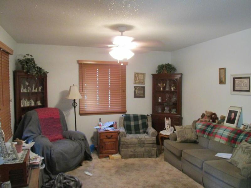 1913 7th Ave SE, Austin, MN 55912