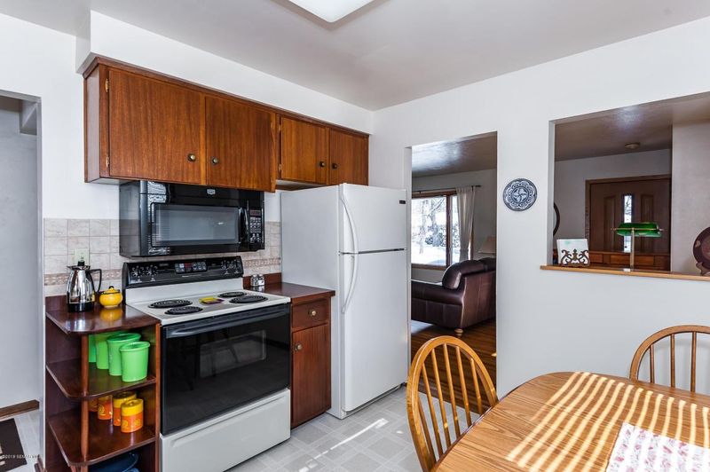 1426 22nd St NW, Rochester, MN 55901