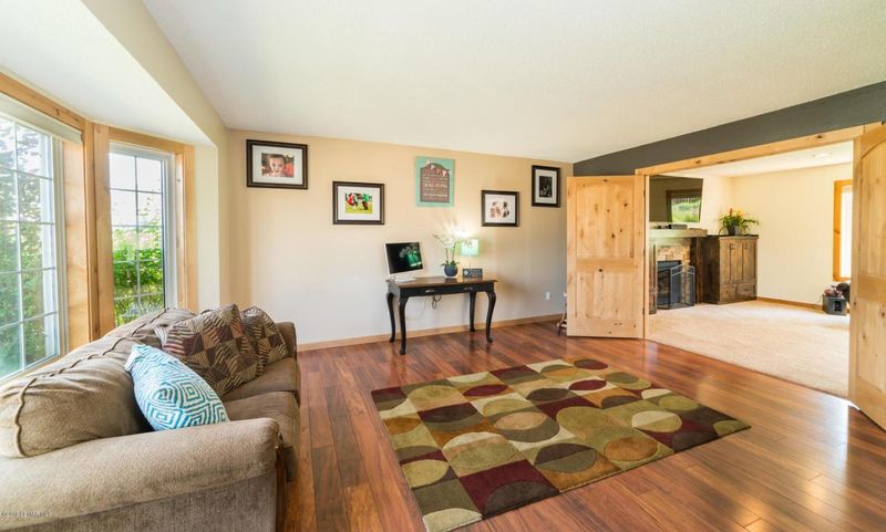 5210 Lexington Pl NW, Rochester, MN 55901