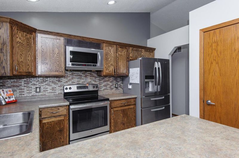 246 River Ct NE, Rochester, MN 55906