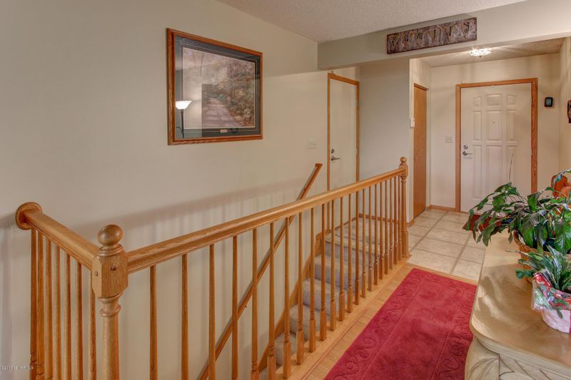 840 44th Ave NW, Rochester, MN 55901