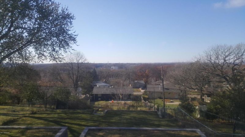 509 22nd St NE, Rochester, MN 55906