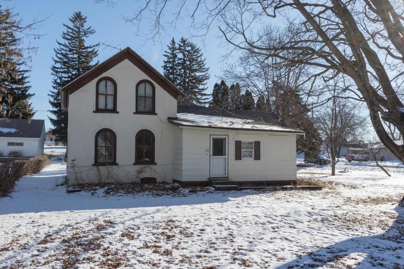 118 Main St S, Dover, MN 55929