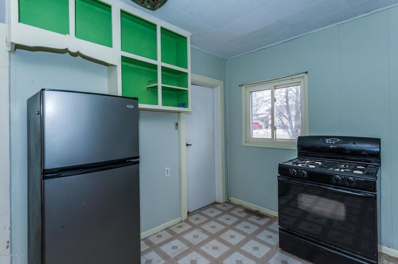 118 Main St S, Dover, MN 55929