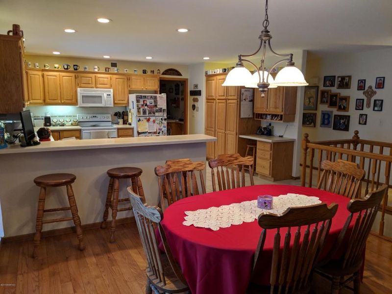 110 N Sunset Dr, Caledonia, MN 55921