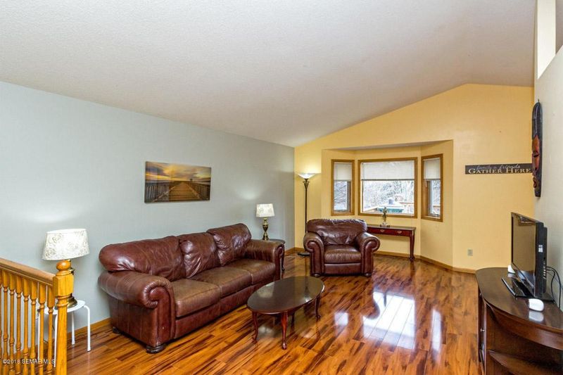 314 43rd Ave NW, Rochester, MN 55901