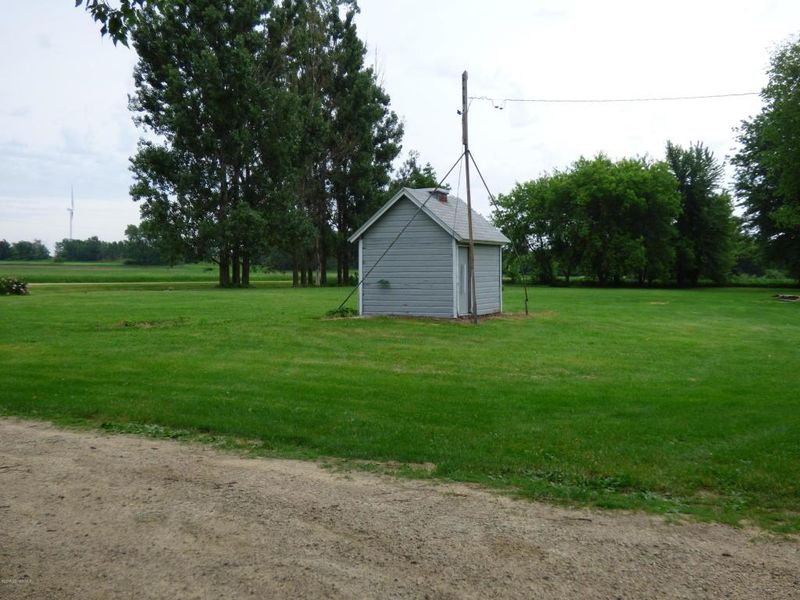 26205 620th Ave, Brownsdale, MN 55918