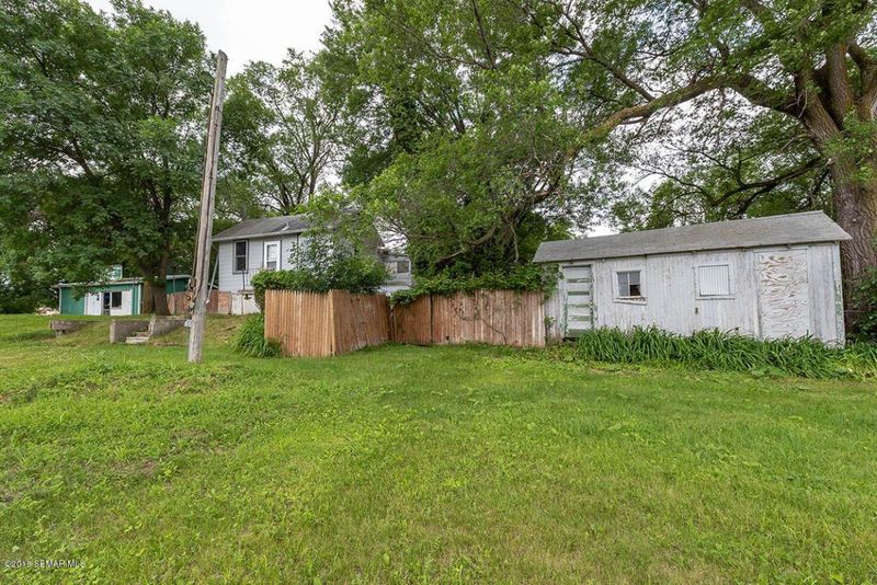 605 Lake Shady Ave N, Oronoco, MN 55960