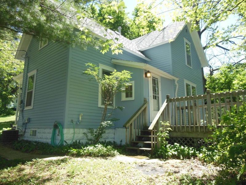 716 Linn Ave SW, Owatonna, MN 55060