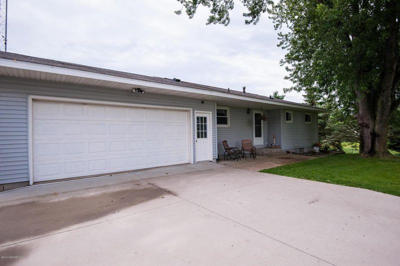 2810 55th Ave NE, Rochester, MN 55906