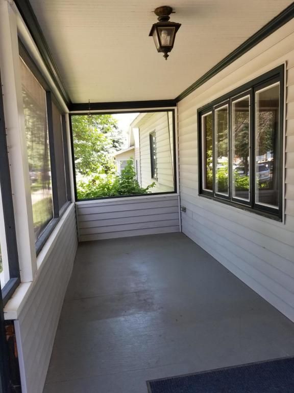 207 E 10th St, Winona, MN 55987