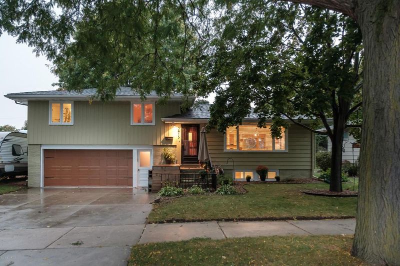 3415 19th Ave NW, Rochester, MN 55901