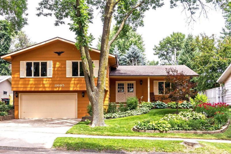 2605 25th St NW, Rochester, MN 55901