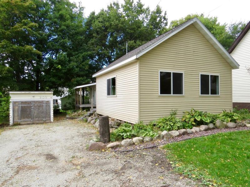 203 10th Ave SE, Rochester, MN 55904