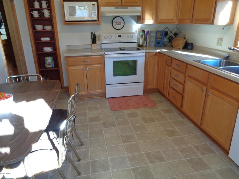 813 18th St SW, Austin, MN 55912