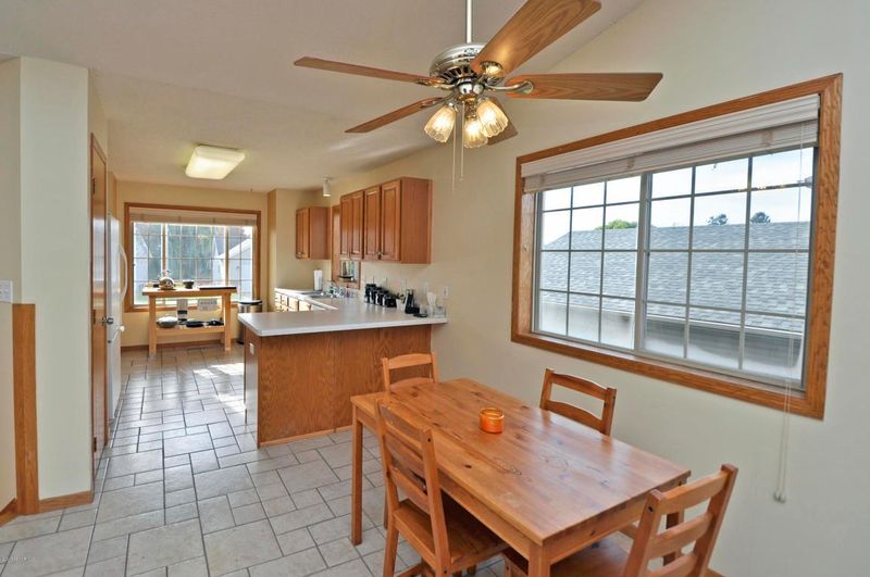1321 Edenborough Ln NW, Rochester, MN 55901