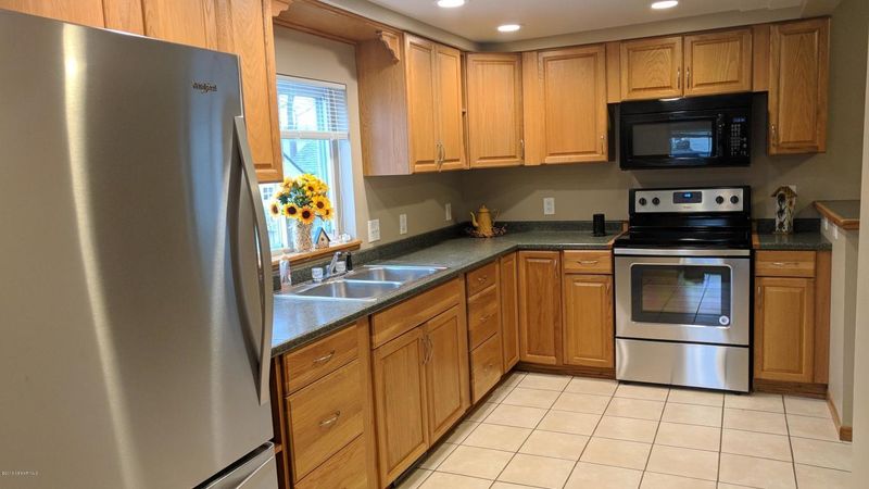 1010 3rd Ave SW, Austin, MN 55912