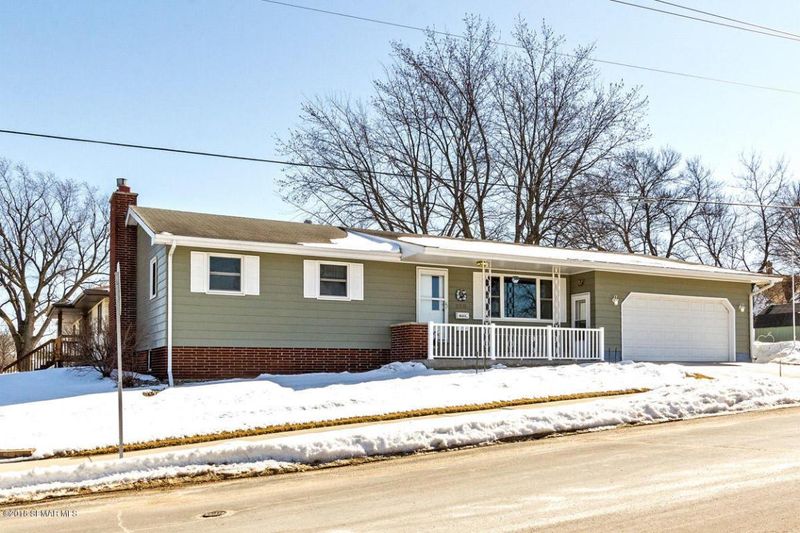 110 2nd Ave SE, Stewartville, MN 55976