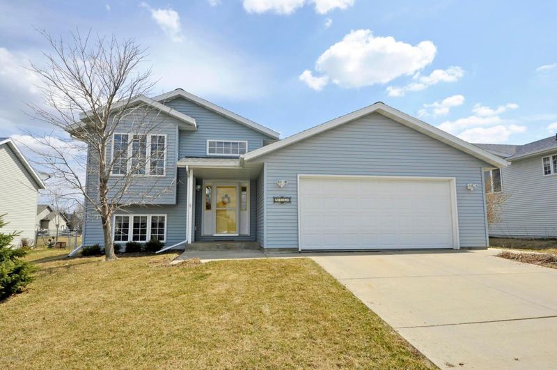 5130 52nd Ave NW, Rochester, MN 55901