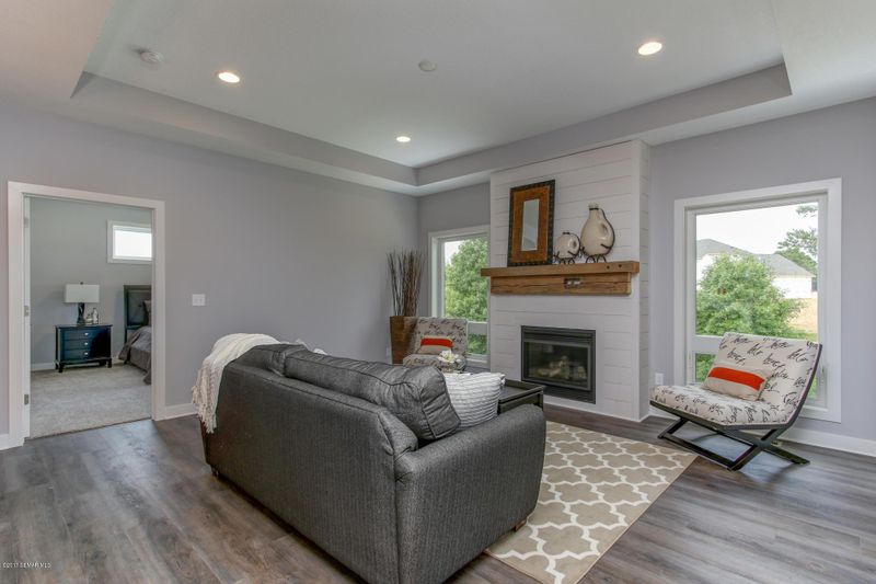 6408 Summit Pine Rd NW, Rochester, MN 55901