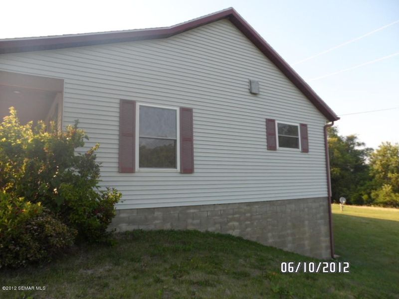 1805 92nd St NE, Rochester, MN 55906