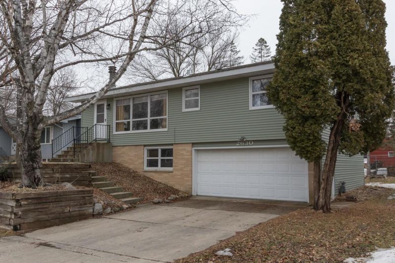 2630 3rd Pl NE, Rochester, MN 55906