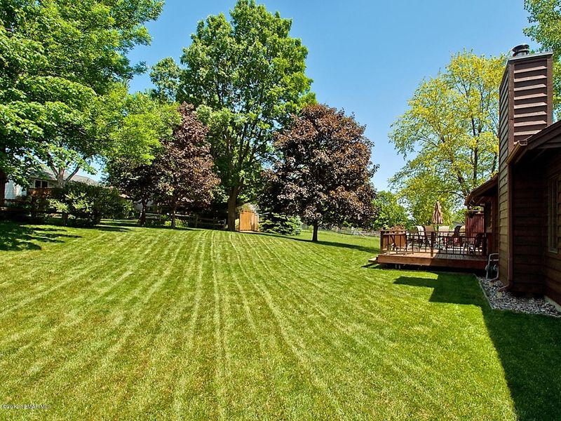4309 Manorview Dr NW, Rochester, MN 55901