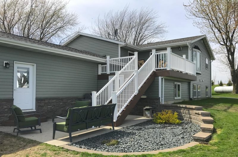 6868 State Highway 22, Walters, MN 56097