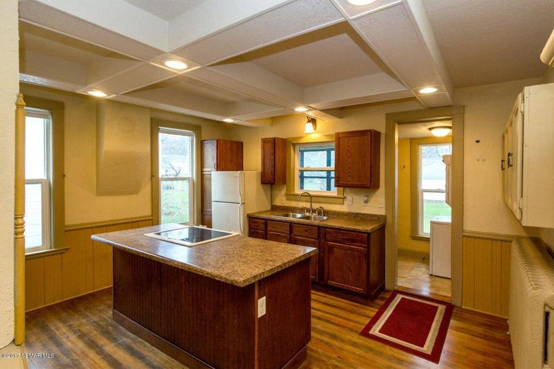 700 Winona St SE, Chatfield, MN 55923