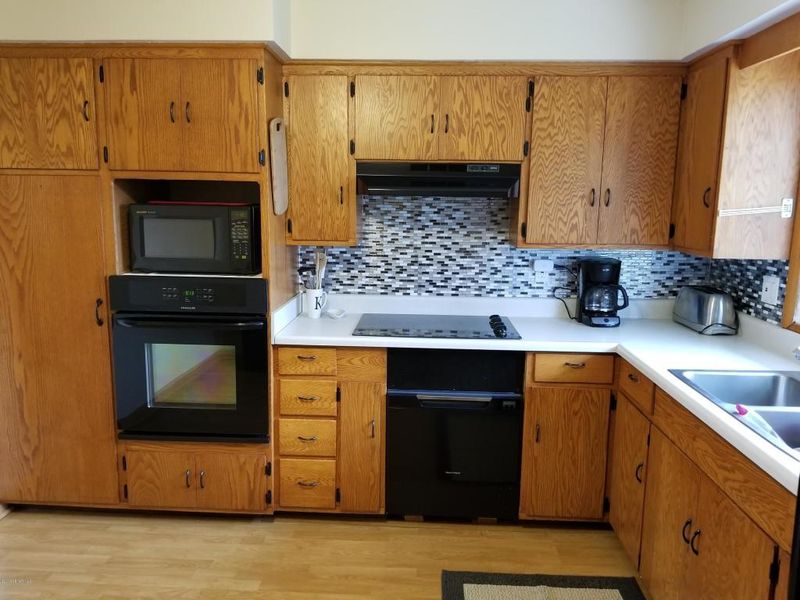 1817 18 1/2 St NW, Rochester, MN 55901