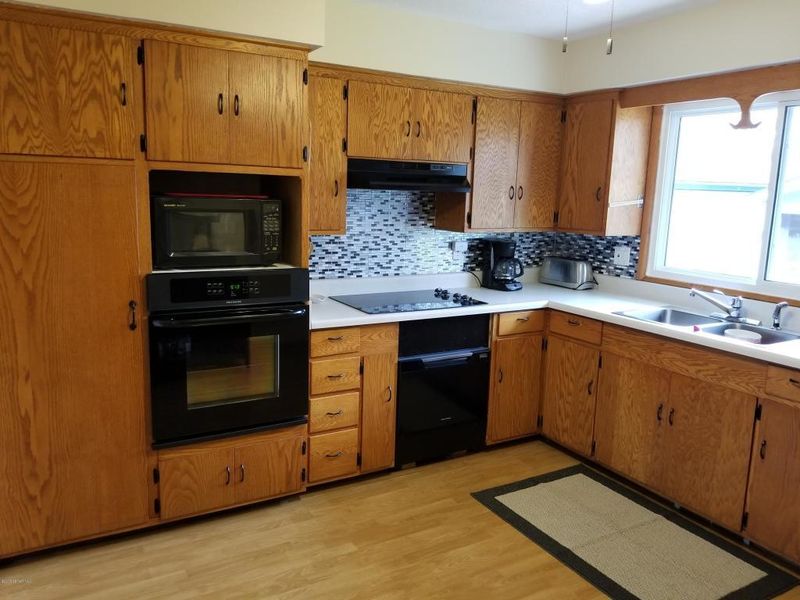1817 18 1/2 St NW, Rochester, MN 55901