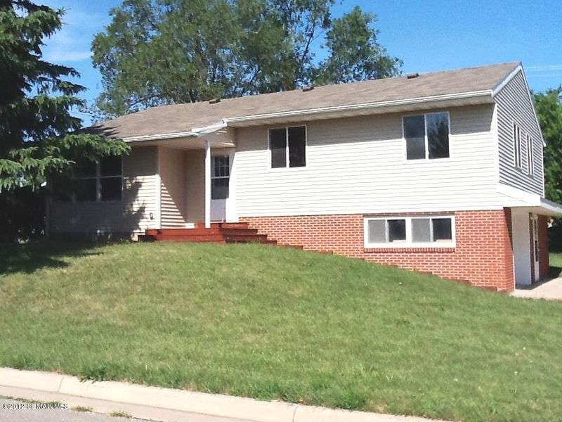 1208 Mantorville Ave N, Kasson, MN 55944