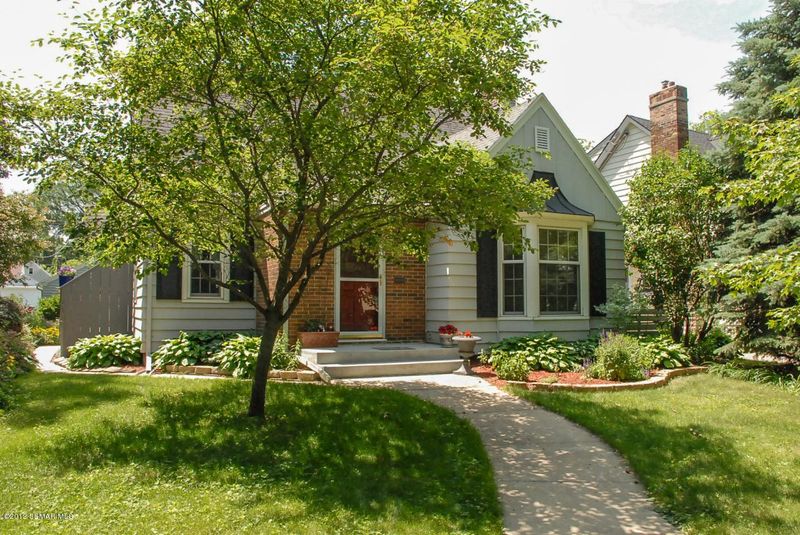 1340 2nd St NW, Rochester, MN 55901