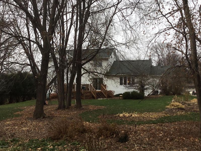 2407 9th Ave SW, Austin, MN 55912