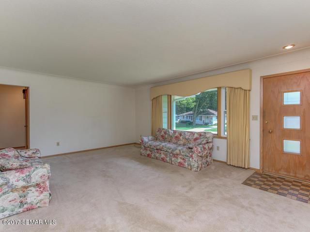 2215 15th Ave NW, Rochester, MN 55901