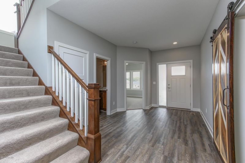 2874 Sand Trap Rd SE, Rochester, MN 55904